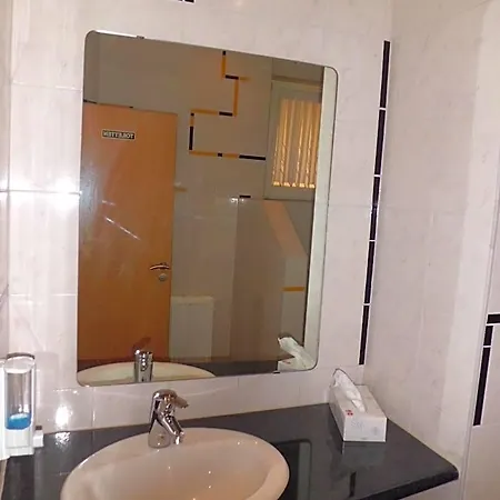 Smile Hotel